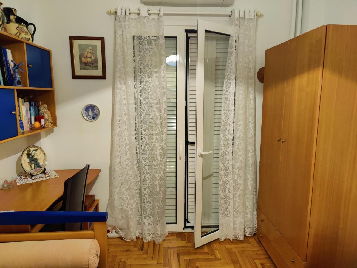 Irene Koukaki Apartment เอเธนส์ ภายนอก รูปภาพ