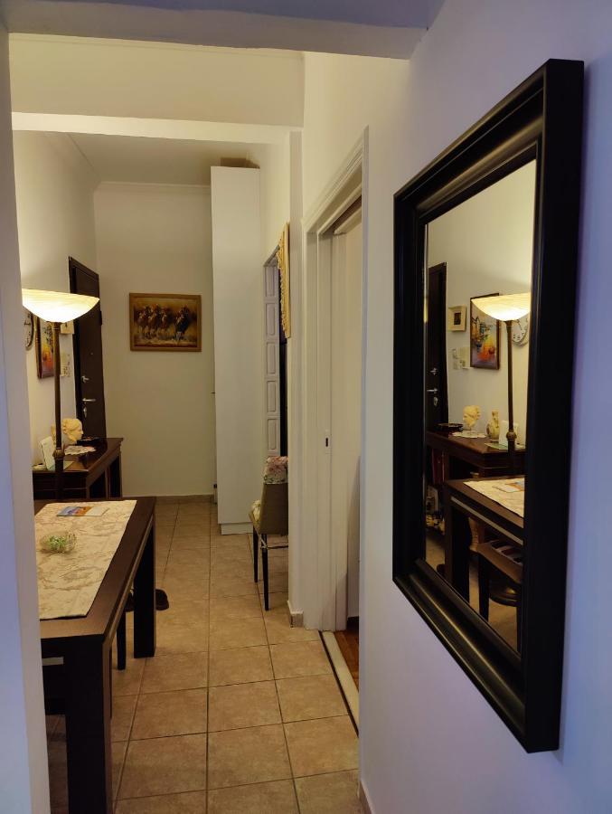 Irene Koukaki Apartment เอเธนส์ ภายนอก รูปภาพ